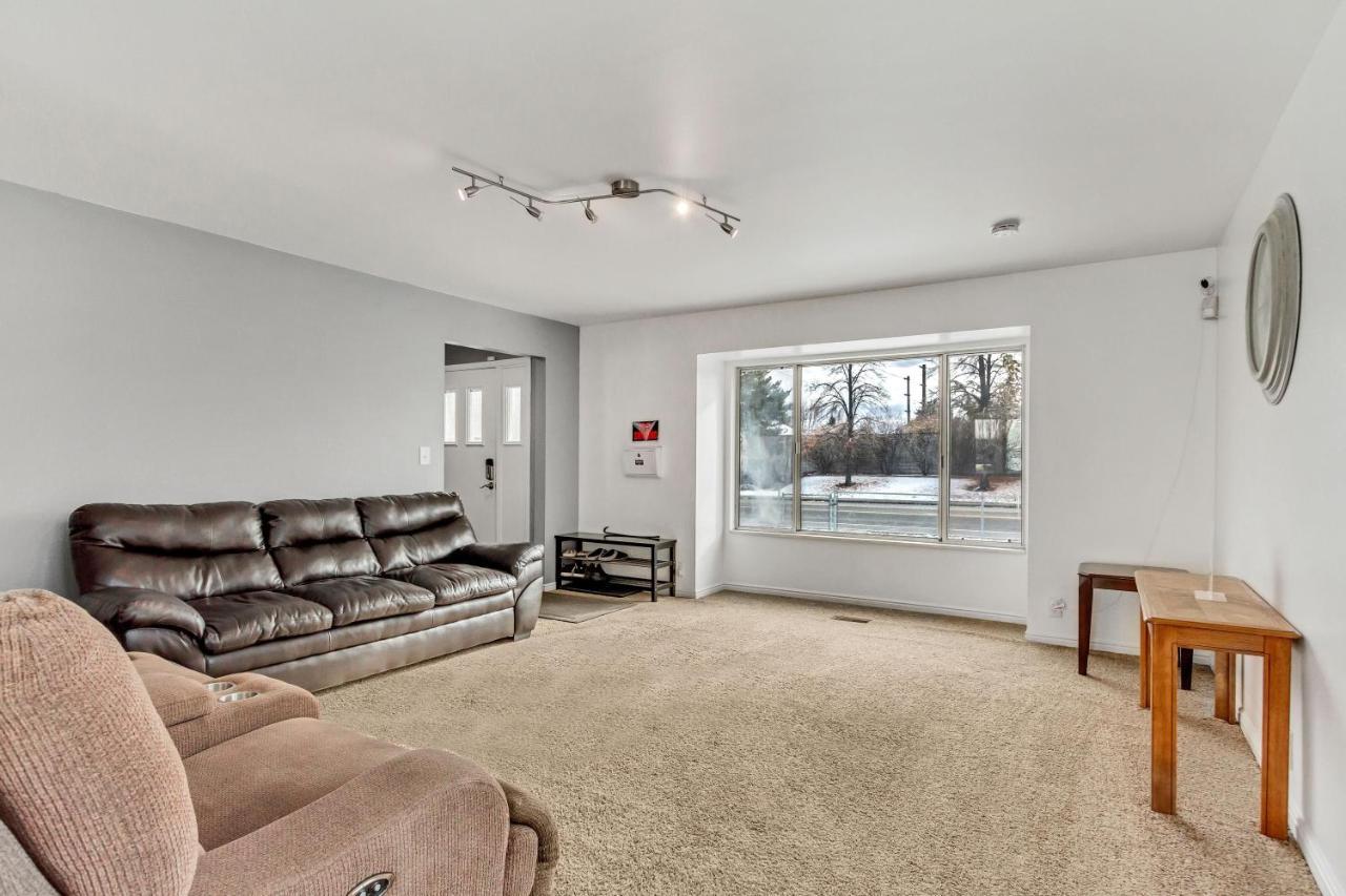 Large Room Near Uvu & Byu オレム エクステリア 写真