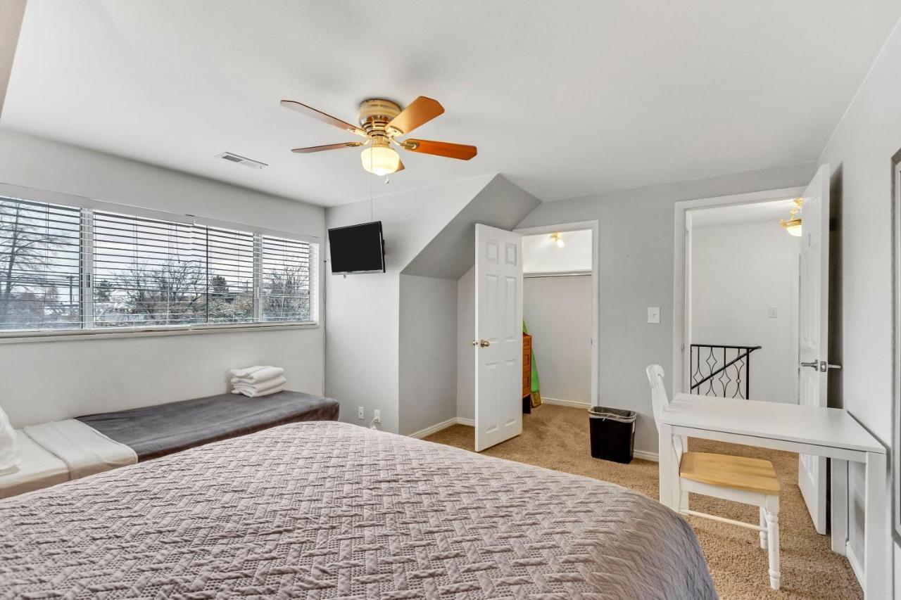 Large Room Near Uvu & Byu オレム エクステリア 写真
